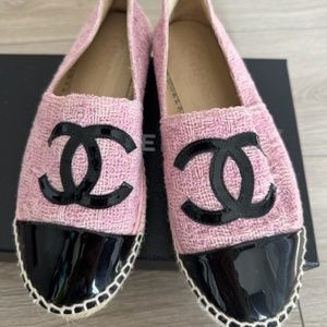 CHANEL Pink/Black Espadrilles Size 36/US6